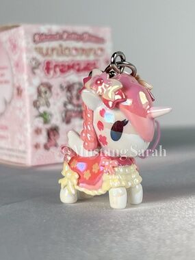 Tokidoki Prim Shimmer Cherry Blossom Unicorno Frenzies Phone Bag Charm Sakura